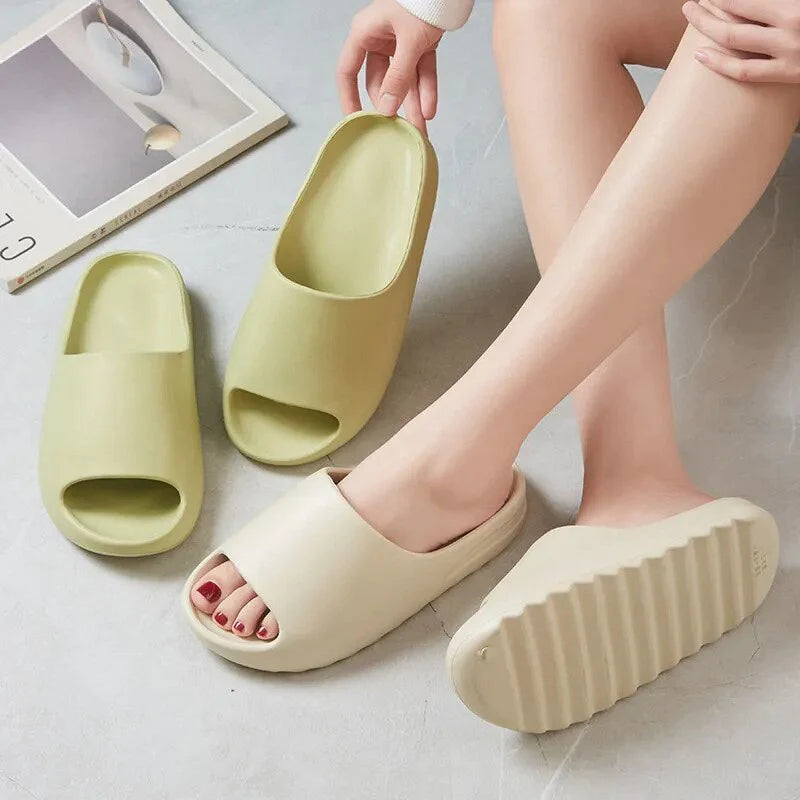 Summer Slippers Women Men Sandals 2022 Casual Beach Shoes Soft Bottom Slides Thick Platform EVA Anti-Slip Home Slipper for Man